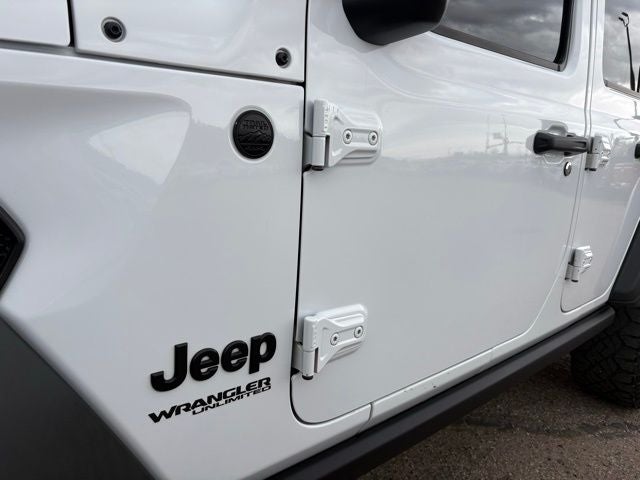 2020 Jeep Wrangler Unlimited Willys