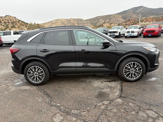 2024 Ford Escape Plug-In Hybrid Base