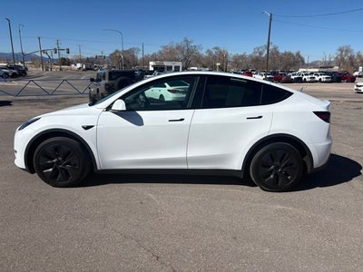 2024 Tesla Model Y Long Range
